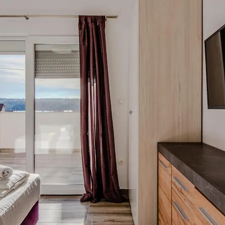 Dalmacija Villa *